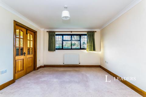 3 bedroom house to rent, Station Road, Otford, Sevenoaks, TN14