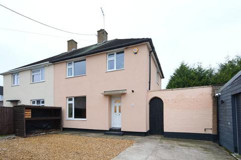 3 bedroom semi-detached house to rent, Sturgeon Avenue, Nottingham, Nottinghamshire, NG11