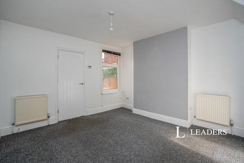 2 bedroom terraced house to rent, Gordon Road, Fareham, PO16