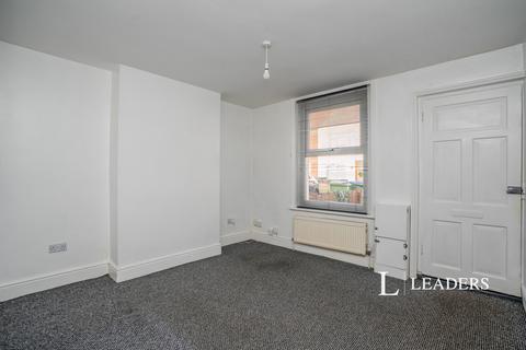 2 bedroom terraced house to rent, Gordon Road, Fareham, PO16