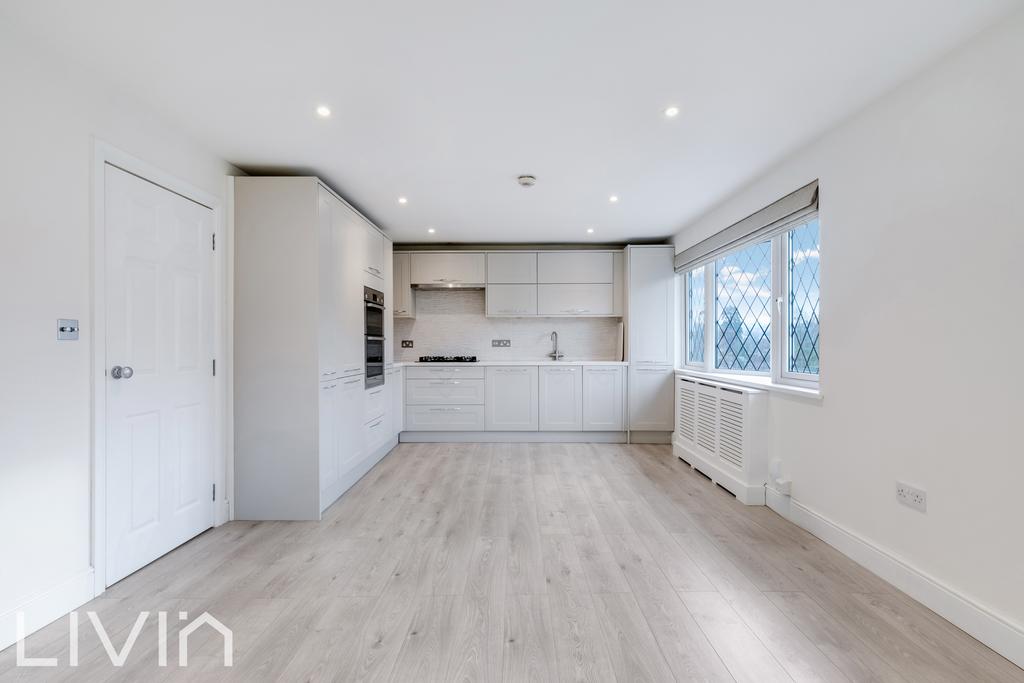 Nottingham road 27, f2  28