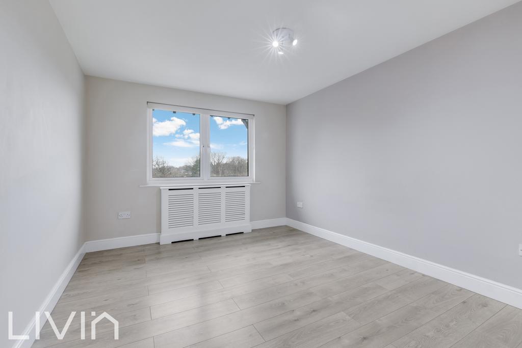 Nottingham road 27, f2  1