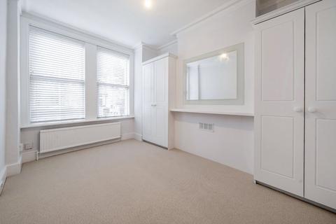 2 bedroom flat to rent, Oaklands Grove, London, W12