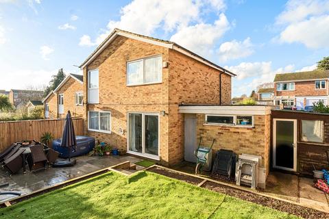 undefined, Harlech Avenue, Caversham, Reading