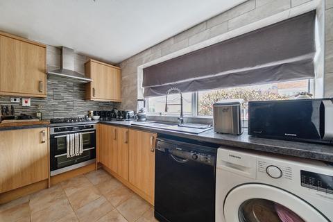 undefined, Harlech Avenue, Caversham, Reading