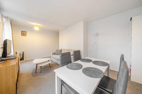 2 bedroom flat for sale, Lacy Road, Putney, London, SW15
