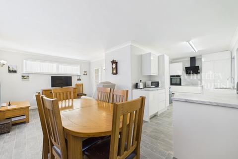 undefined, Manor Park Gardens, Long Stratton, Norwich, NR15 2TR