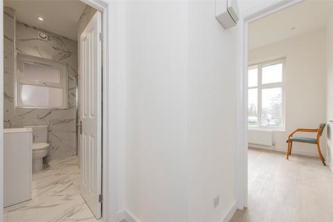 1 bedroom apartment to rent, Aldrington Road, Tooting Common, London, SW16
