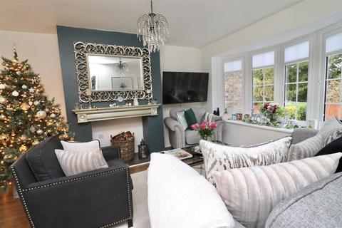 undefined, Chapel Hill, Welton, Brough
