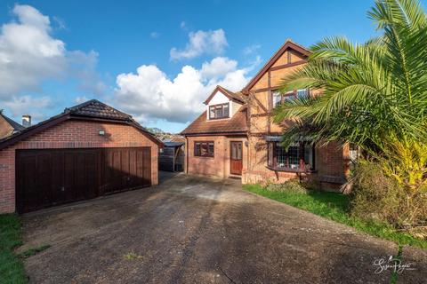 4 bedroom detached house for sale, Horestone Drive, Seaview