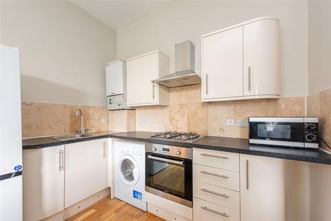 2 bedroom apartment to rent, Aldrington Road, Tooting Common, London, SW16