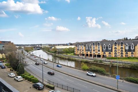 1 bedroom apartment for sale, Mckenzie Court, Maidstone