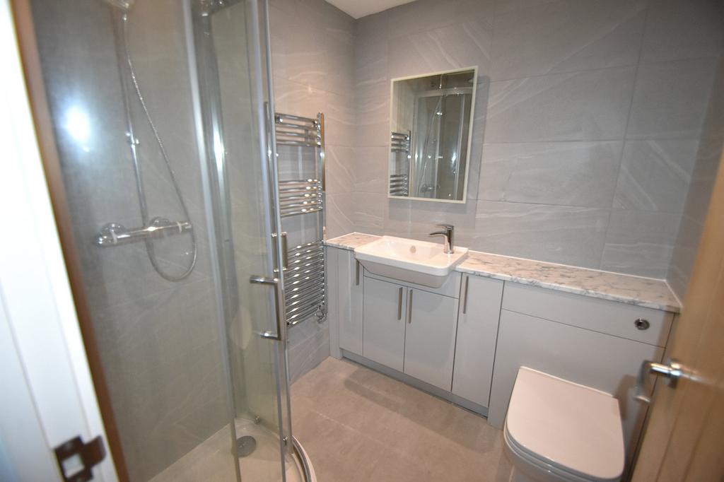 Master En-Suite