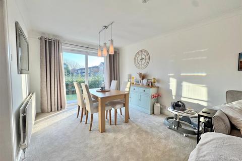 4 bedroom detached house for sale, Cornwell Close, Wilmslow