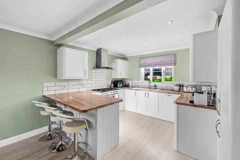 undefined, Caffyns Rise, Billingshurst, West Sussex, RH14