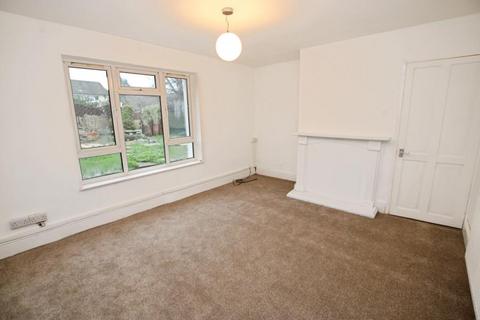 2 bedroom flat to rent, Kimberley Close, Bristol BS16