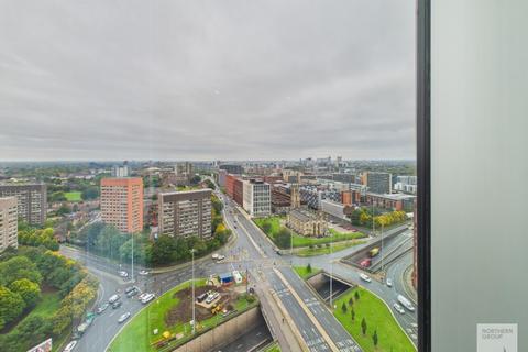 2 bedroom apartment to rent, Elizabeth Towers :: Manchester