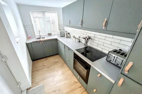 2 bedroom terraced house for sale, High Street, Marske-by-the-Sea, Redcar, North Yorkshire, TS11 7NB