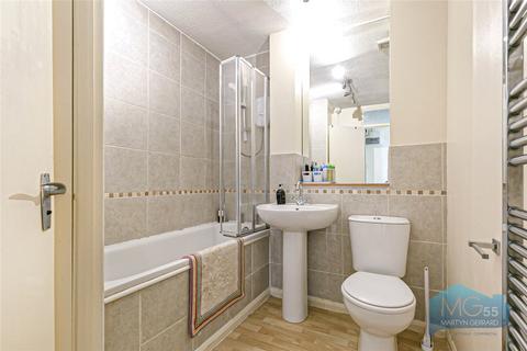 2 bedroom apartment to rent, Galdana Avenue, Barnet, Hertfordshire, EN5