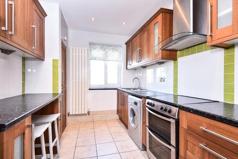 undefined, Balham Hill, Balham, London, SW12