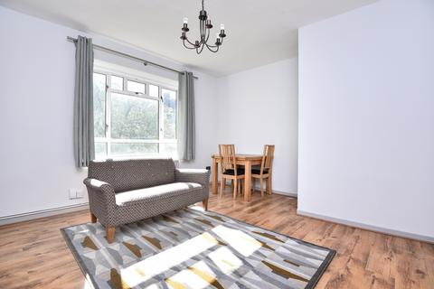 undefined, Balham Hill, Balham, London, SW12
