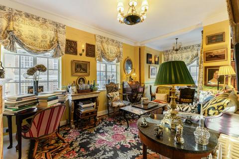 1 bedroom apartment for sale, Chelsea Manor Gardens, London, SW3