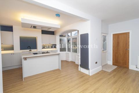 3 bedroom house for sale, Lichfield Avenue, Morecambe LA4