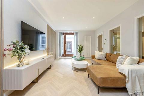 3 bedroom flat to rent, Cornwall Gardens, London SW7