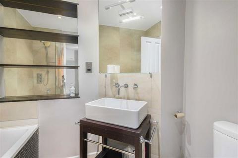 1 bedroom flat to rent, Dove Mews, London SW5