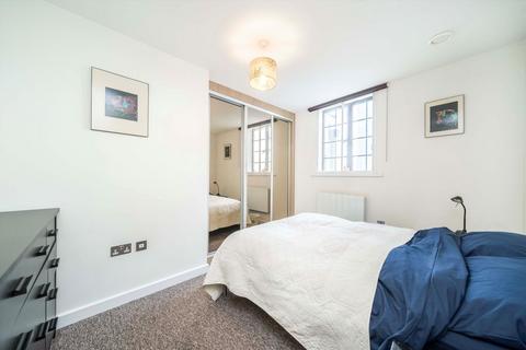 1 bedroom flat to rent, The Broadway, London W5