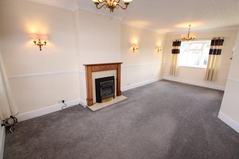 2 bedroom terraced house for sale, Cedar Avenue, Lutterworth LE17