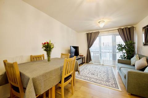 2 bedroom flat for sale, Grant Road, Harrow