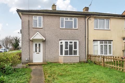 3 bedroom semi-detached house to rent, Lipscombe Rise, Hampshire GU34