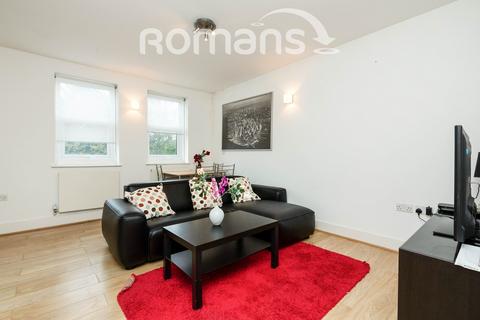 2 bedroom flat to rent, Darwell House, Essex Road, Basingstoke, RG21