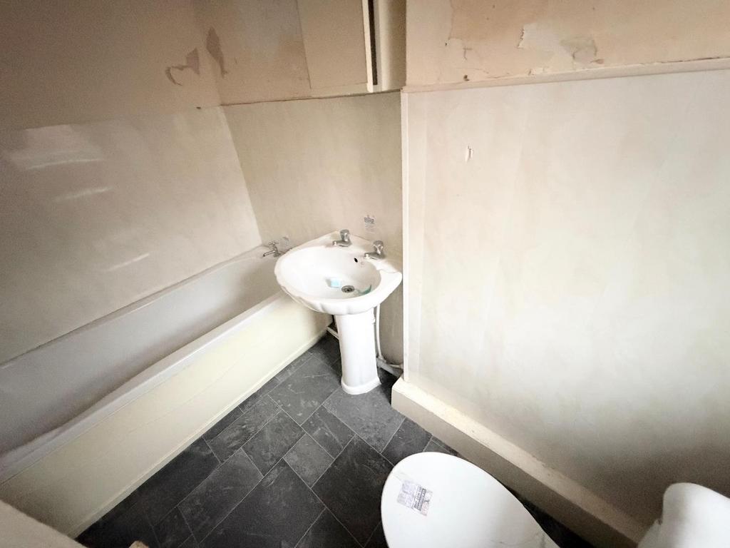 Family bathroom