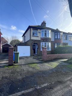 3 bedroom semi-detached house to rent, Woodlands Road, Lancs OL6