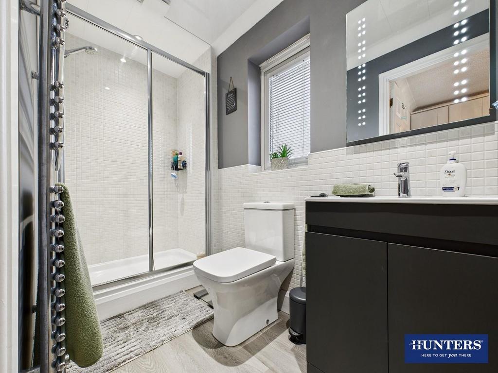 Master En-Suite
