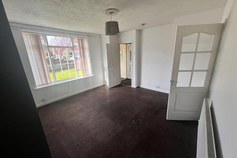 3 bedroom semi-detached house to rent, Pine Street, Bloxwich