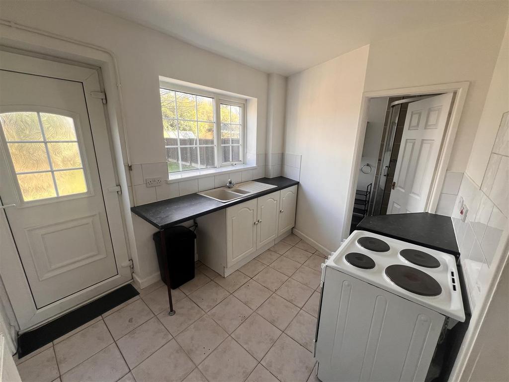 Kitchen 2
