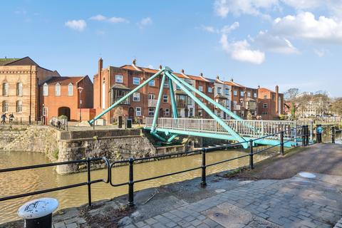 2 bedroom apartment for sale, Guinea Street, Somerset BS1