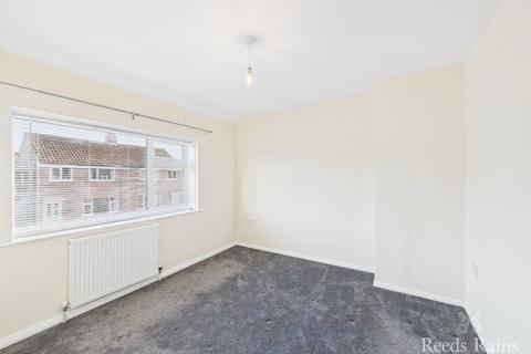 3 bedroom semi-detached house to rent, Wentworth Road, East Riding of Yorkshi YO16