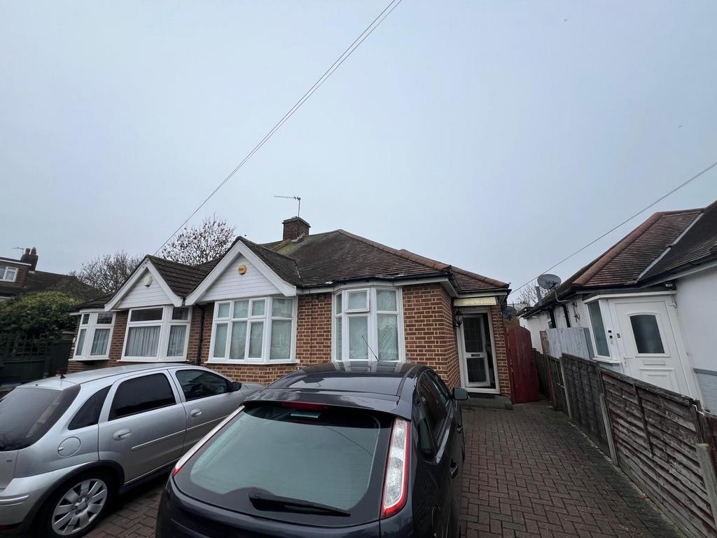 Well-Located Bungalow with Private Garden
