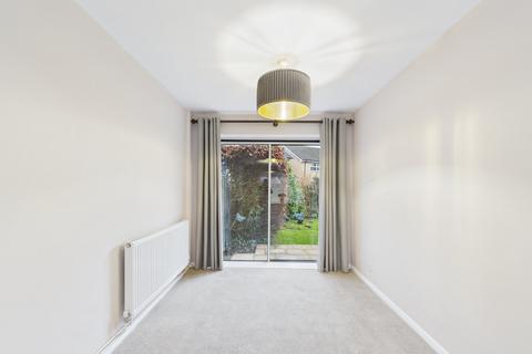 undefined, Drake Close, Sheffield S35