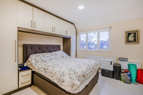 undefined, Chalk Road, London E13
