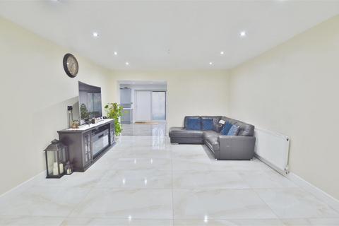 undefined, Dove House Crescent, Slough