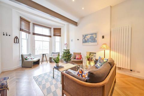 2 bedroom flat for sale, St Charles Square, North Kensington, London, W10