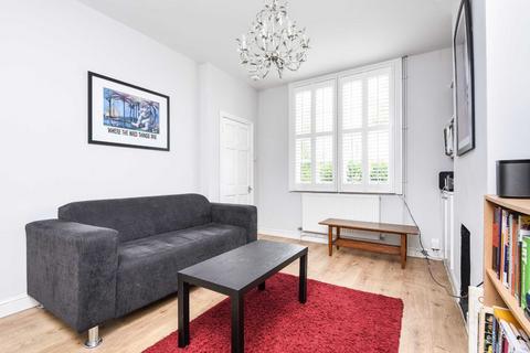 undefined, Lessingham Avenue, London SW17