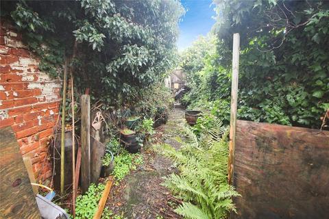3 bedroom terraced house for sale, Arksey Lane, Doncaster DN5