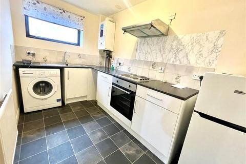 undefined, Highgrove Court, Rushden