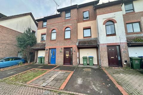 3 bedroom house to rent, Hazel Road, Southampton SO19